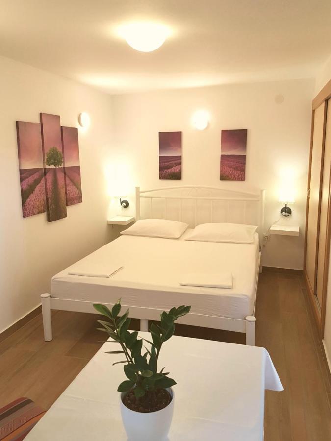 Apartments Nina&Anita - Self Check In Ragusa Esterno foto
